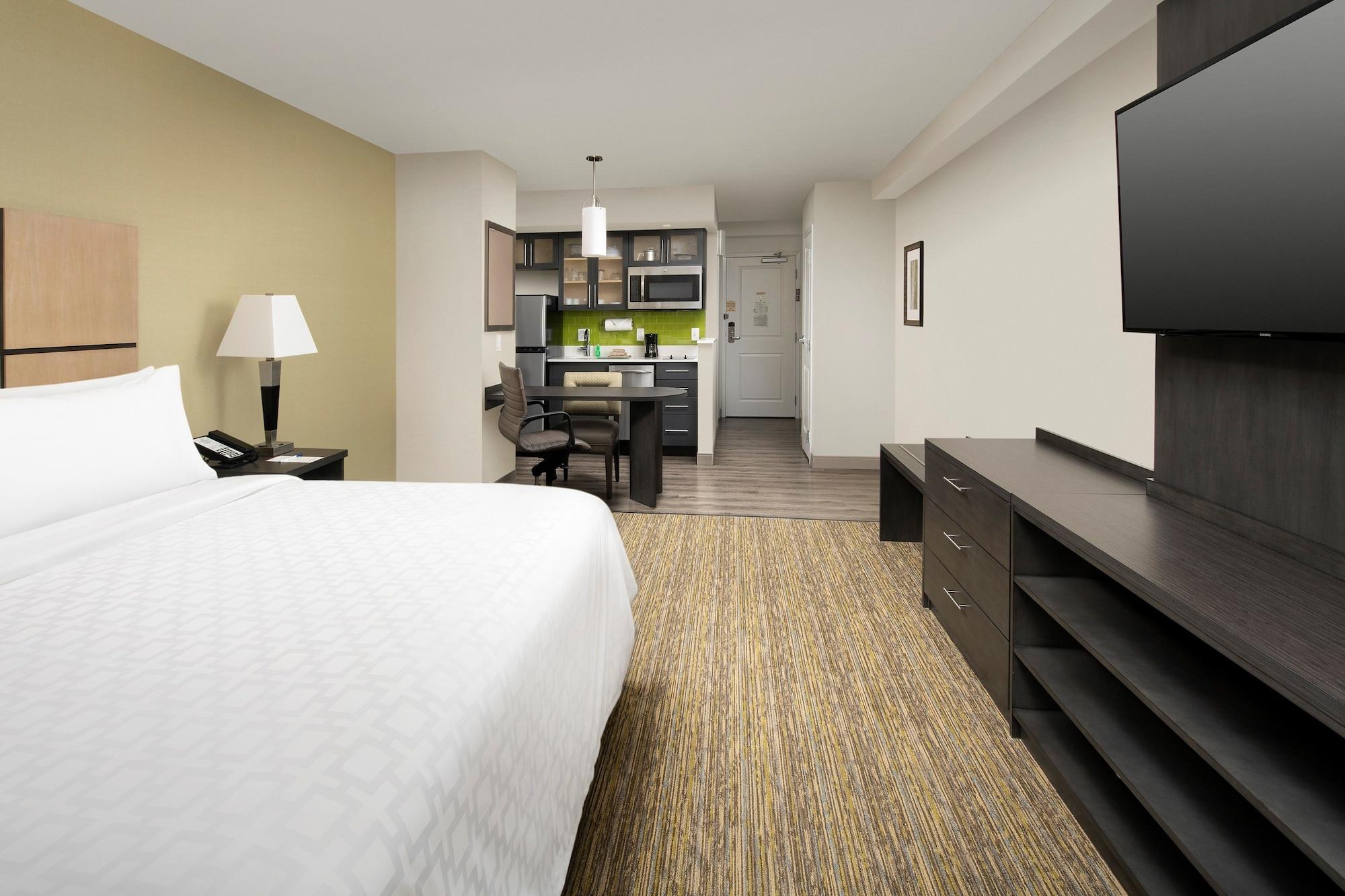 Candlewood Suites Alexandria West By Ihg Exterior foto